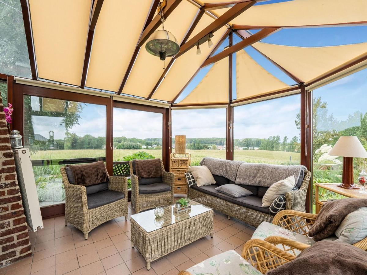 Stunning Holiday Home In Oombergen With Terrace And Garden Zottegem Buitenkant foto