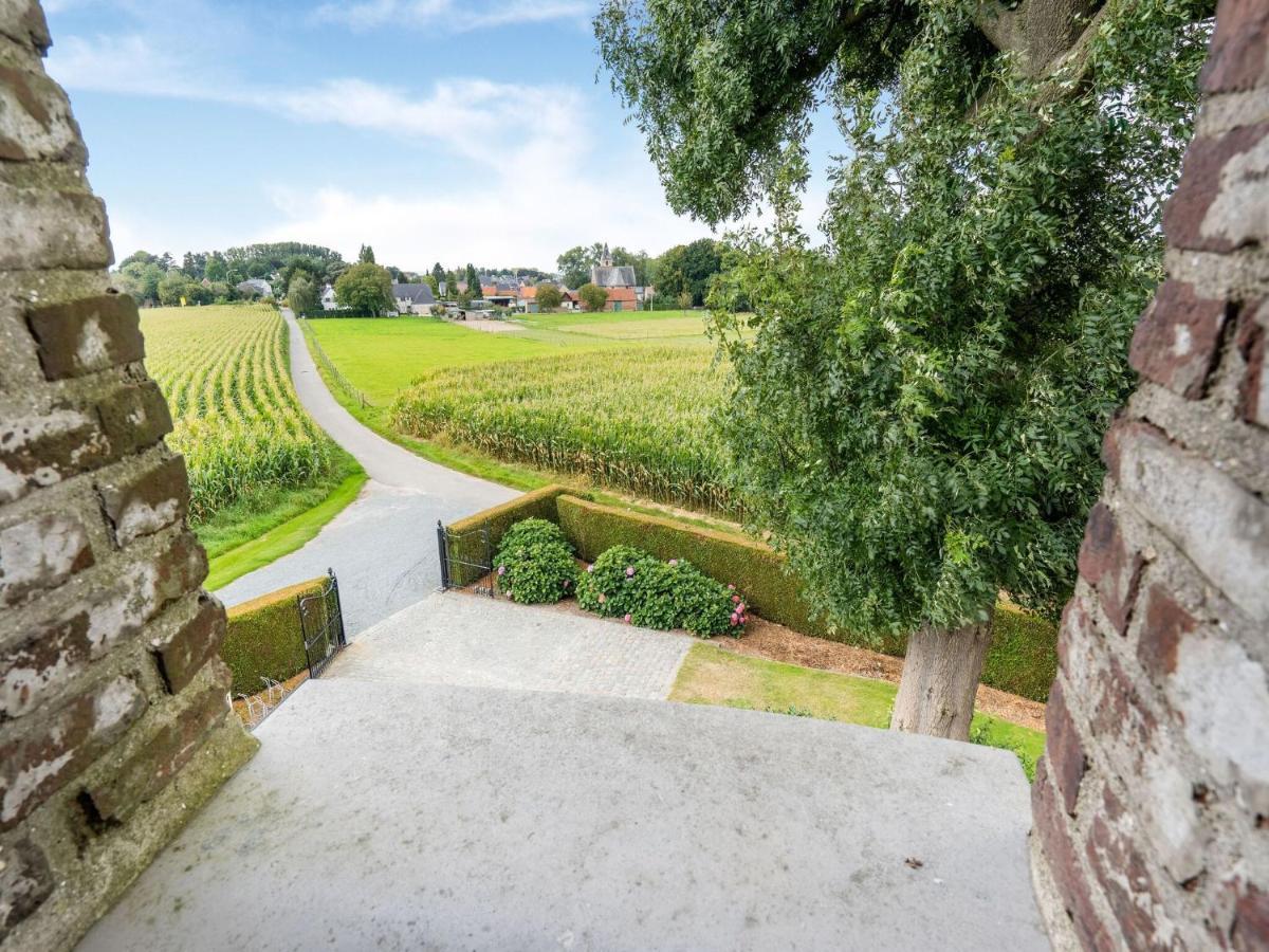 Stunning Holiday Home In Oombergen With Terrace And Garden Zottegem Buitenkant foto