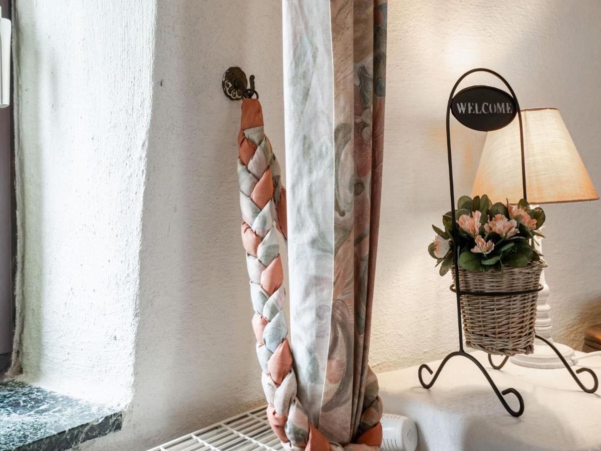Stunning Holiday Home In Oombergen With Terrace And Garden Zottegem Buitenkant foto