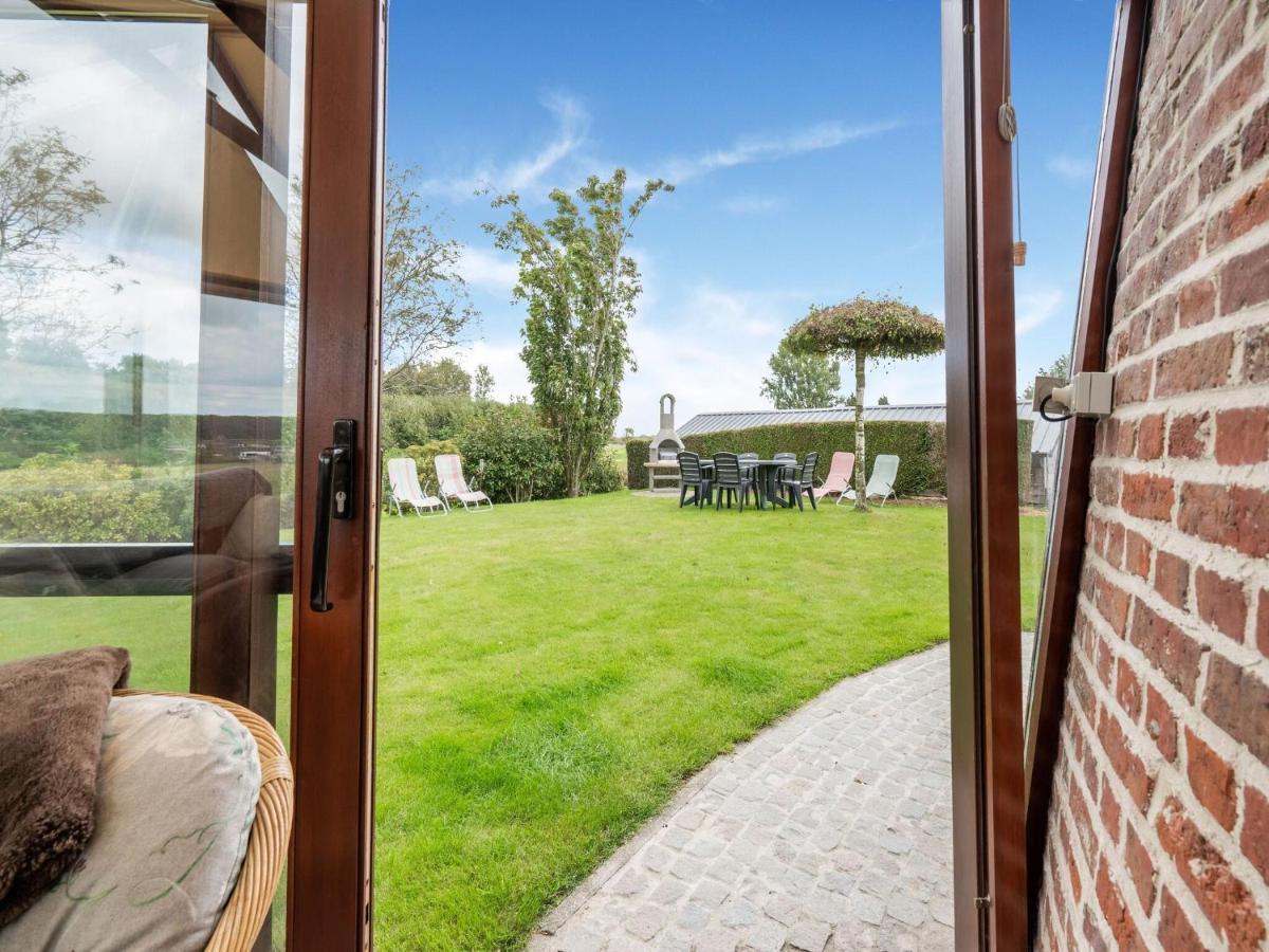 Stunning Holiday Home In Oombergen With Terrace And Garden Zottegem Buitenkant foto